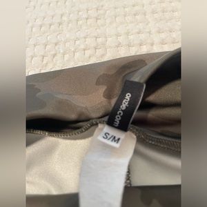 Onzie full length camo leggings